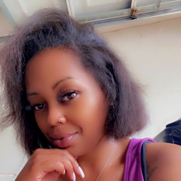 Meet your Posher, Letesha - Picture 1 of 1